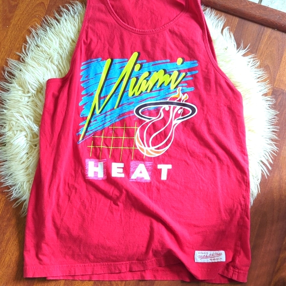 Mitchell & Ness Other - Vintage Nostalgia Co. Miami Heat Sleeveless Top Red XL